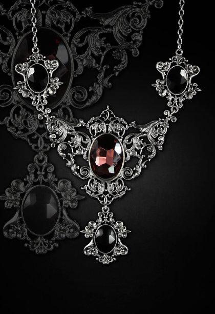 Burgundy black gems pewter framing antique silver victorian gothic necklace choker 4115 Edmonton