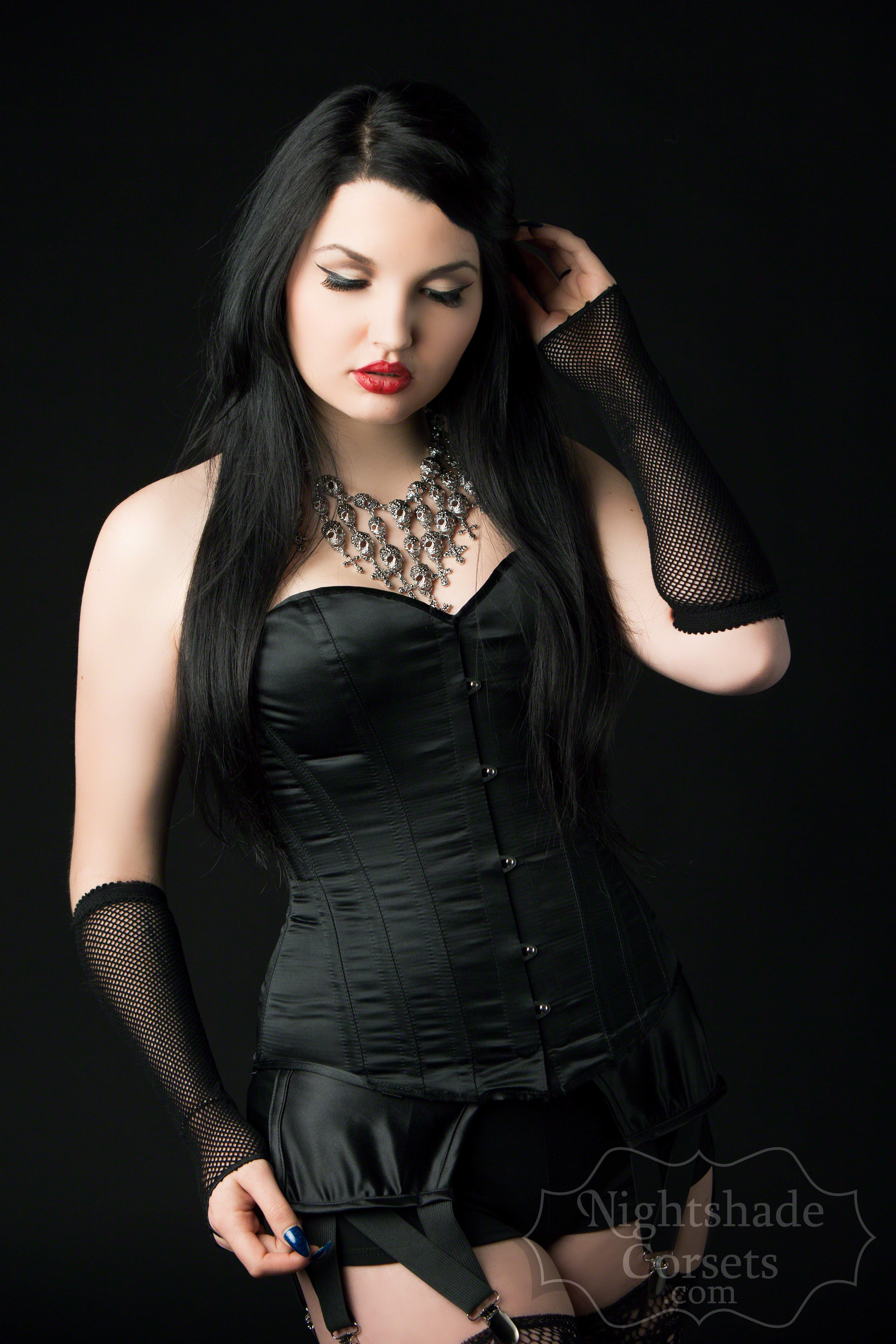 Model: Kathleena Emilee Gibeau, Photographer: Daryl Croft/Matchbox Photography, MUA & Hair: Donald Lloyd Goodheart, Stylist: Keltie Jean