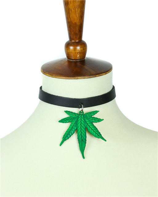 Leather Collar Metal Pot Leaf Removable Knife 7010 Edmonton